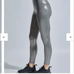 NWOT Noli Gunmetal Legging S